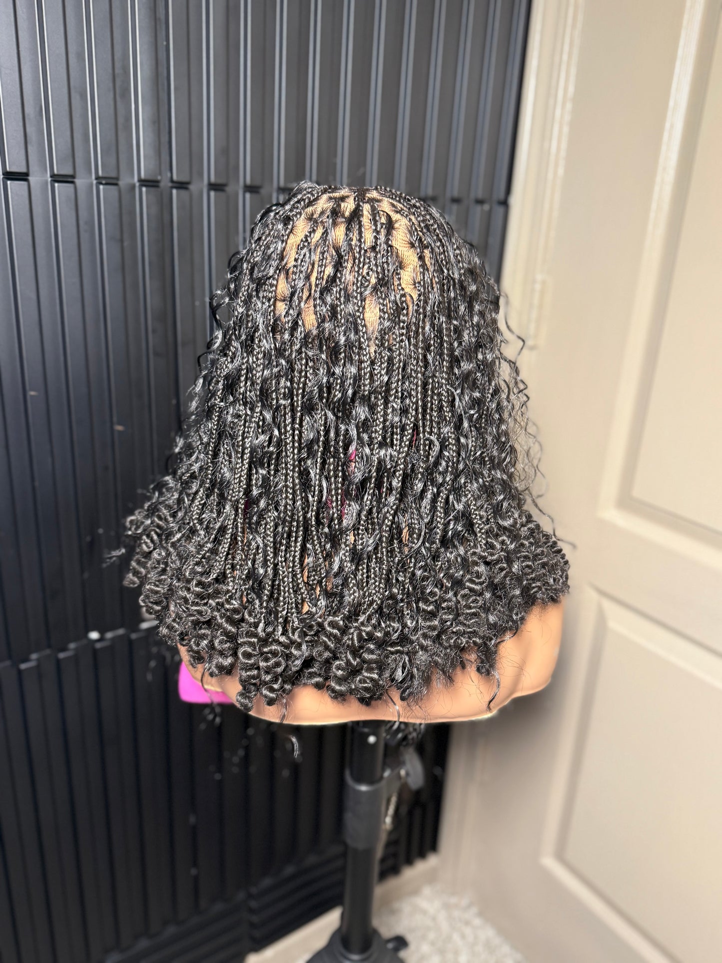 Short boho knotless braids
